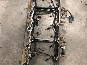 Used CAT C-15 Valve Cover (Stock #15570)) Part Image