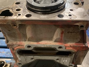 Used CUMMINS ISX Block (Stock #26161)) Part Image
