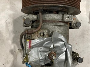 Used DETROIT DD15 A/C Compressor (Stock #32420)) Part Image