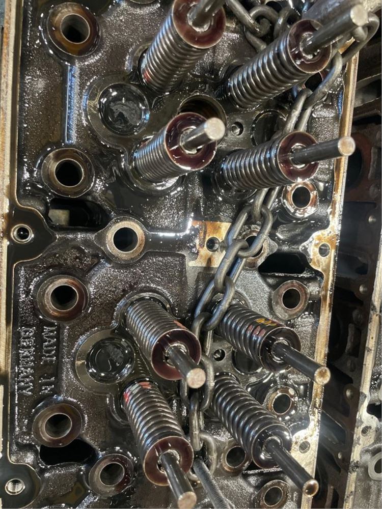 Used DETROIT DD15 Head for sale Abbotsford British Columbia Canada