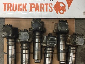 Used MERCEDES MBE4000 Injector (Stock #16076)) Part Image