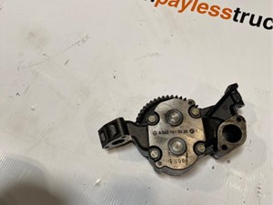 Used MERCEDES OM460 Oil Pump (Stock #25892)) Part Image