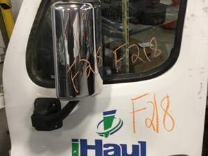 Used 2016 FREIGHTLINER CASCADIA Door (Stock #6301)) Part Image