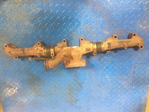 Used Exhaust Manifold (Stock #21081)) Part Image