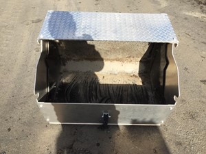 Used Tool Box (Stock #21281)) Part Image