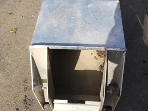 Used Tool Box (Stock #21284)) Part Image
