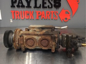 Used PACCAR MX 13 Air Compressor Image