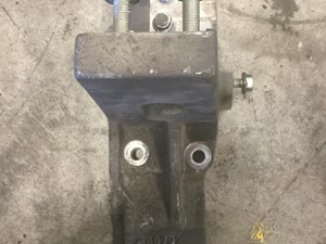 Used PACCAR MX13 Bracket Image