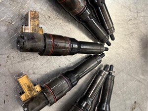 Used PACCAR Injector (Stock #34903)) Part Image