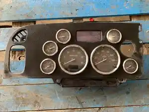 Used 2014 PETERBILT 388 Instrument Cluster (Stock #46309)) Part Image
