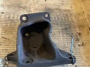 Used CAT Bracket (Stock #15130)) Part Image