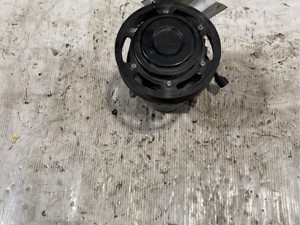 Used VOLVO D13 SCR A/C Compressor (Stock #25821)) Part Image