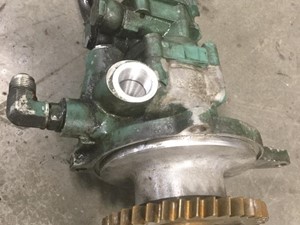 Used VOLVO D13 SCR Steering Pump (Stock #13298)) Part Image