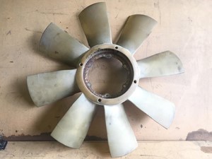 Used VOLVO Fan (Stock #18592)) Part Image