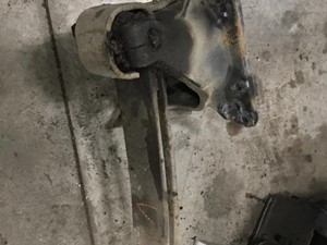 Used 2000 VOLVO VNL64 Spring, Front Leaf (Stock #7665)) Part Image