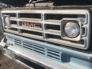 Used 1975 GMC C5500 Grille (Stock #SV-115-4)) Part Image
