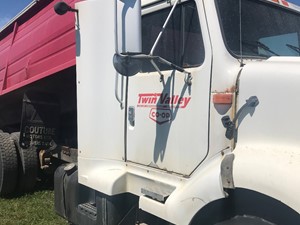 Used 1992 International F-8300 Door (Stock #SV-122-8)) Part Image