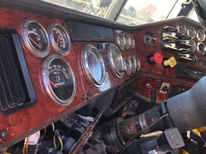 Used 2006 Freightliner Classic 120 Instrument Cluster (Stock #SV-91-5)) Part Image