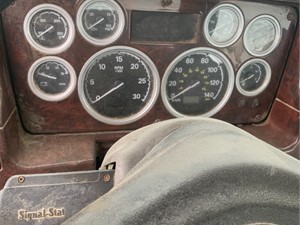 Used 2006 Sterling L9500 Instrument Cluster (Stock #SV-160-6)) Part Image