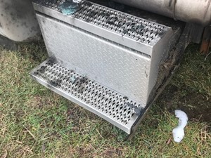 Used 2007 Peterbilt 379 Battery Box (Stock #SV-127-2)) Part Image