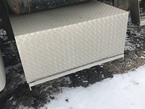 Used 2008 Peterbilt 386 Battery Box (Stock #SV-109-12)) Part Image