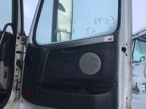 Used 2011 Volvo VNL Door (Stock #SV-101-5)) Part Image