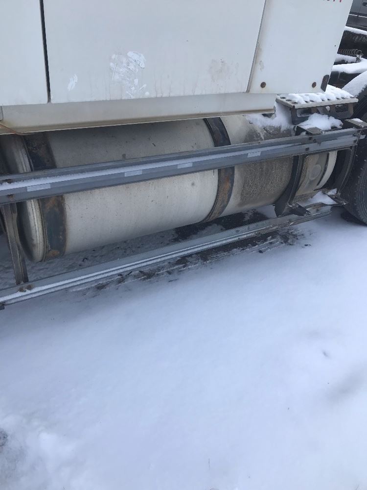 Used 2011 Volvo VNL Fuel Tank for sale Minnedosa Manitoba Canada