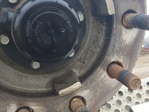 Used Stud Pilot / Budd Front Wheel End, Spoke & Hub (Stock #SV-42-14)) Part Image