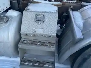 Used 2003 Peterbilt 379 Tool Box (Stock #SV-328-13)) Part Image