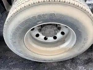 Used 2005 11R22.5 Michelin Tire (Stock #SV-369-10)) Part Image