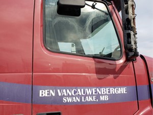 Used 2000 Volvo VNL Door (Stock #PTP-124-4)) Part Image