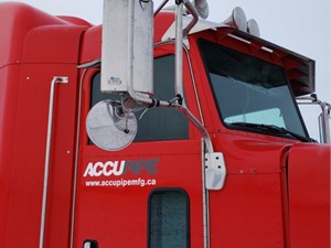 Used 2008 Peterbilt 386 Cab Image