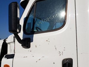 Used 2017 Freightliner Cascadia 125 Door (Stock #PTP-136-7)) Part Image