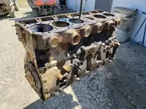 Used Caterpillar C12 Block (Stock #Prt-201600186)) Part Image