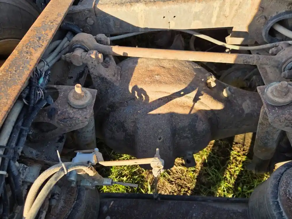 Used, Recycled, New, and Aftermarket Heavy Duty Truck Parts