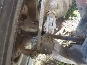 Used 1995 Freightliner FL106 Spindle/Knuckle (Stock #PTP-233-5)) Part Image