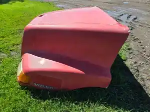 Used 1999 Volvo VN Hood (Stock #Prt-201600398)) Part Image