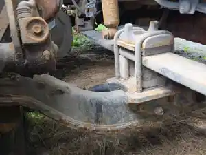 Used 2019 International LT625 Front Axle, Complete (Stock #PTP-284-5)) Part Image