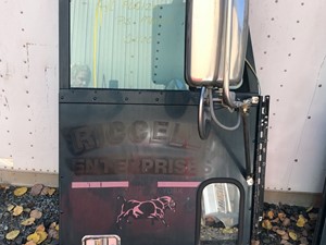 Used 2001 Freightliner FLD120 Door (Stock #D1100)) Part Image