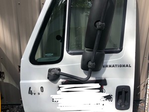 Used 2003 International 4200 Door (Stock #D1028)) Part Image