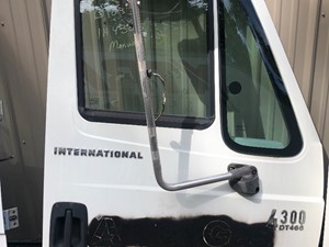 Used 2004 International 4300 Door (Stock #D1033)) Part Image