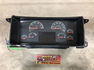 Used 2005 Volvo VNL Instrument Cluster (Stock #9062)) Part Image