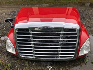 Used 2012 Freightliner Cascadia 125 Hood (Stock #H1006)) Part Image