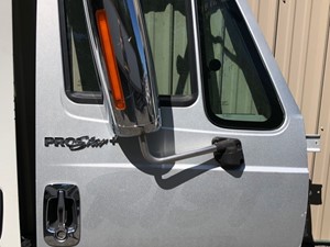 Used 2013 International PROSTAR Door (Stock #D1089)) Part Image