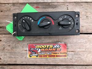 Used 2014 International PROSTAR Dash Control Module (Stock #737594)) Part Image