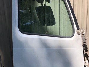 Used 2014 Volvo VNL Door (Stock #D1095)) Part Image