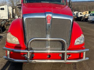 Used 2015 Kenworth T680 Hood (Stock #737749)) Part Image