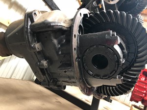 Used Eaton DS404 Front Rear (Tandem Front) (Stock #R1002)) Part Image