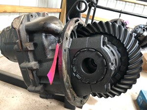 Used Eaton DS404 Front Rear (Tandem Front) (Stock #R1005)) Part Image