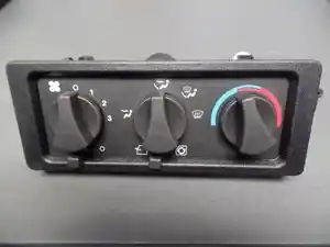 Used 1999 Freightliner FL112 Heater/AC Control Assy (Stock #S7423FL112CCM)) Part Image